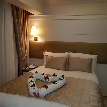 Grand Marcello &